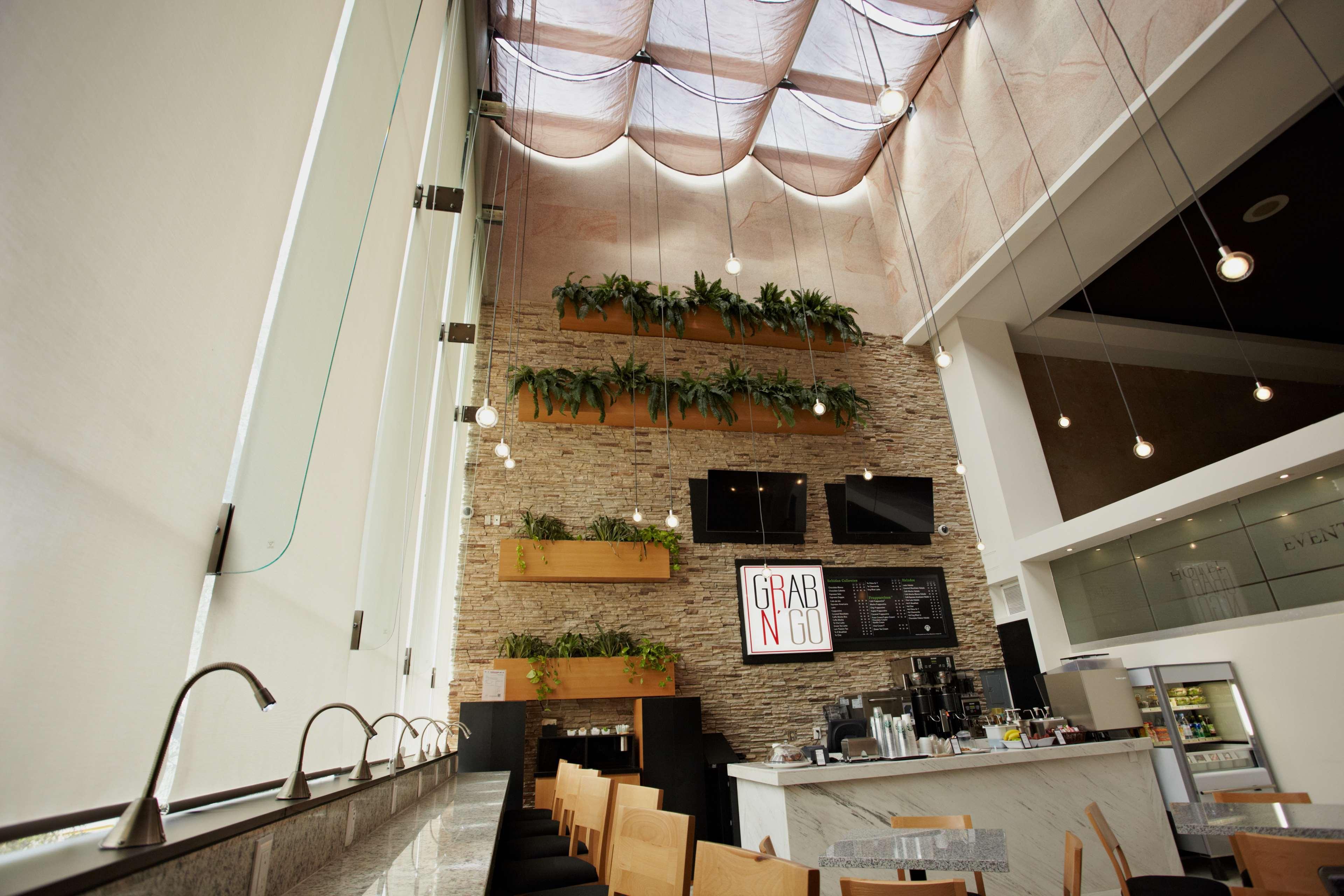 Hotel Barcelo Guadalajara Exteriér fotografie Interior of the restaurant