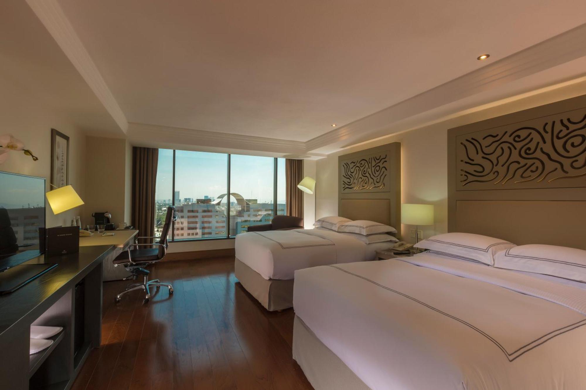 Hotel Barcelo Guadalajara Exteriér fotografie Deluxe Room